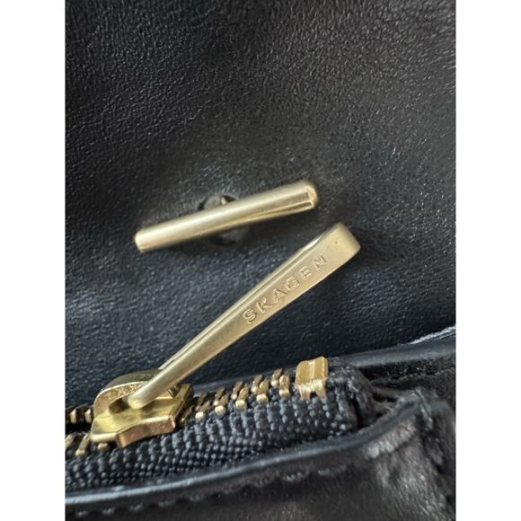 Skagen Crossbody Bag Black Leather Chain Link Clutch Cow Hide Envelope - Picture 2 of 15